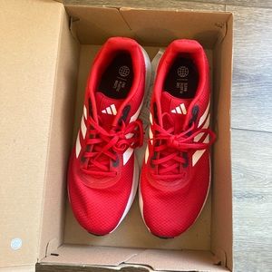 Adidas Run Falcon 3.0. Half size too small for me. Men’s size 11.